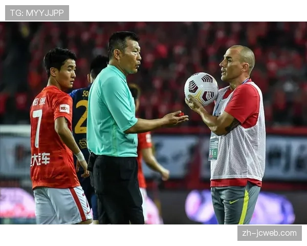 观点:争议点球判罚再度引发对法甲裁判尺度一致性的讨论 观点:争议点球判罚再度引发对法甲裁判尺度一致性的讨论